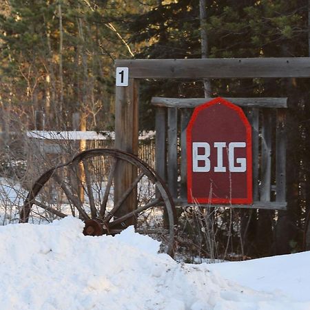 The Big Red Barn Apartamento Whitehorse Exterior foto